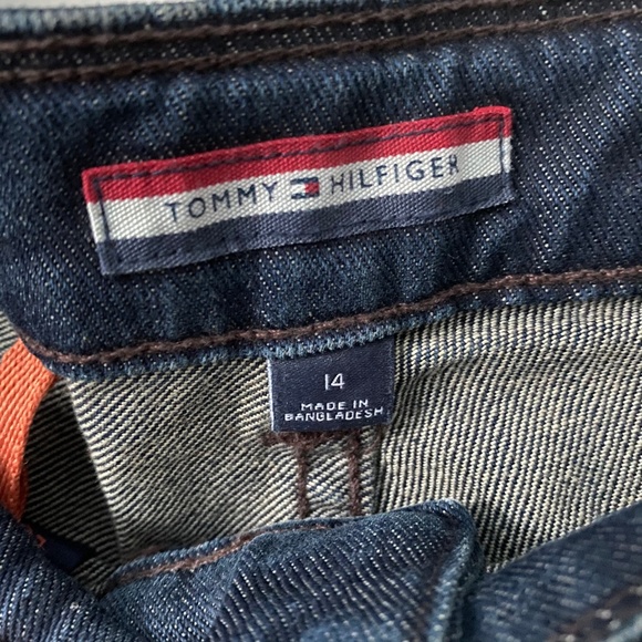 Tommy Hilfiger Boys Medium Wash Straight Jeans - Picture 3 of 5
